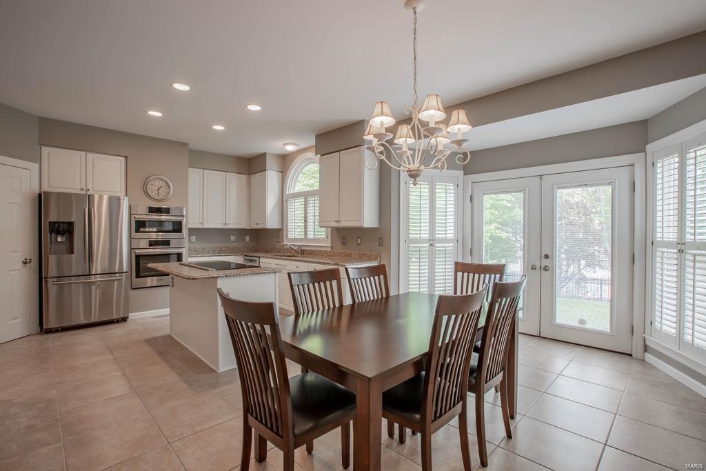 1241 Bluffview Ridge Drive Chesterfield, MO 63005 - Photo 12 of 35 Gallery Image 12