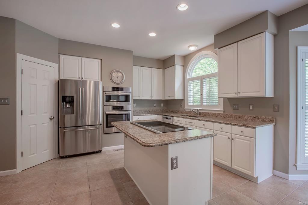 1241 Bluffview Ridge Drive Chesterfield, MO 63005 - Photo 15 of 35 Gallery Image 15