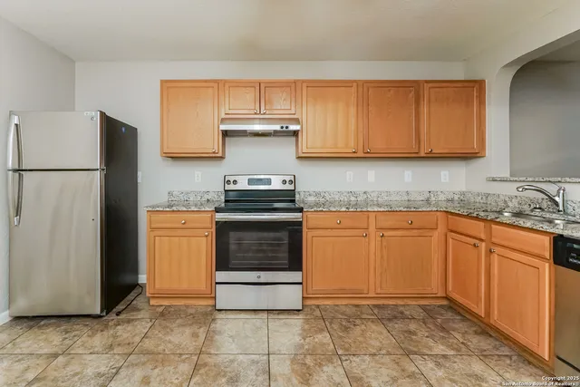 $1,595 | 8427 Miners, San Antonio, TX 78252