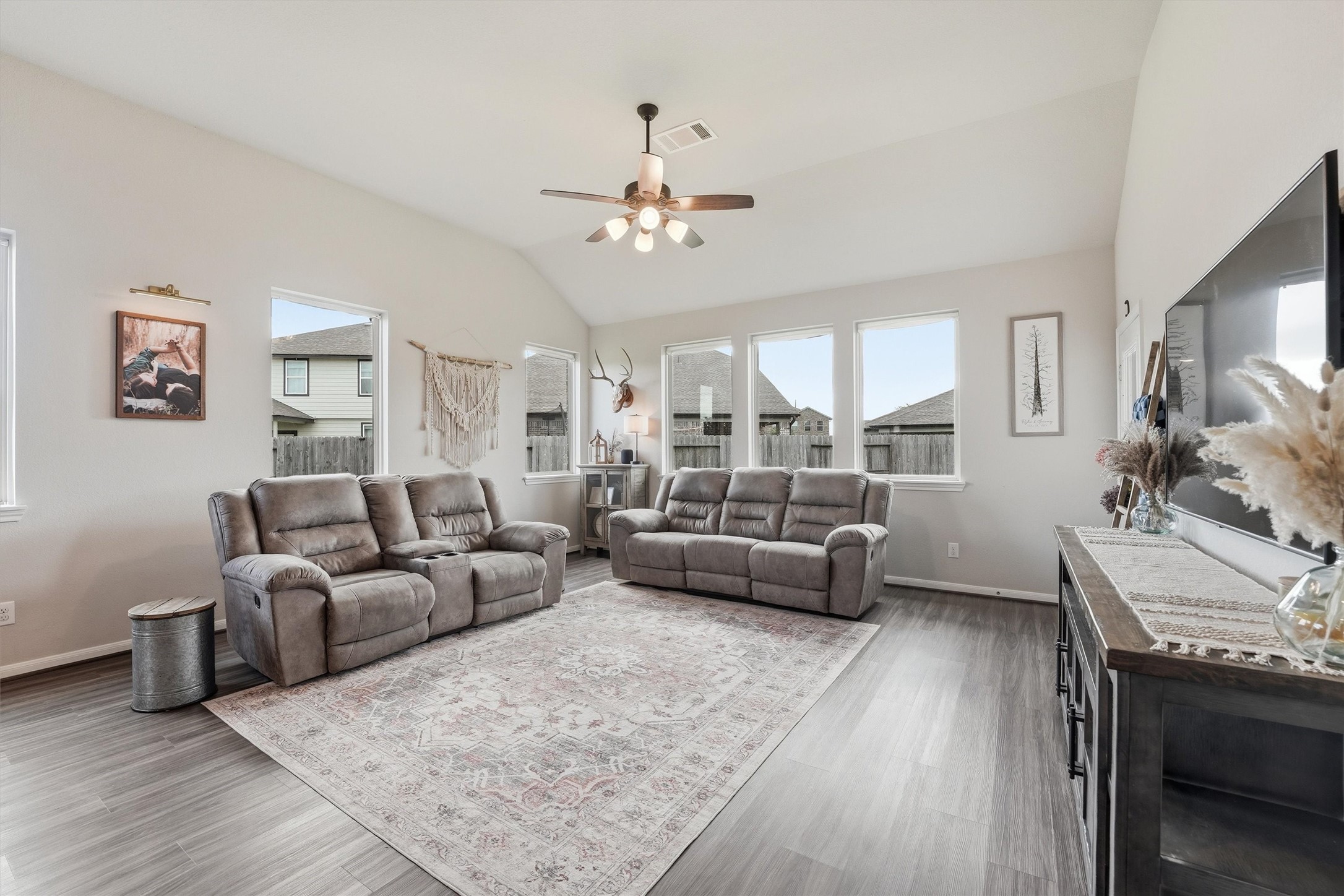 2130 Shellbark Way La Marque, TX 77568 - Photo 10 of 30 Bright and spacious living room with high ceilings.