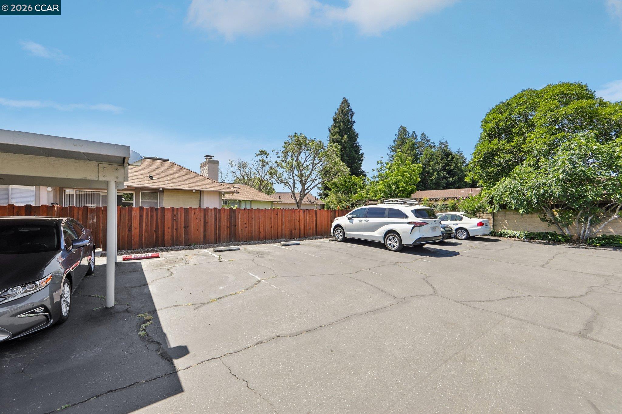 825 Oak Grove Road, Unit 40 Concord, CA 94518 - Photo 33 of 38