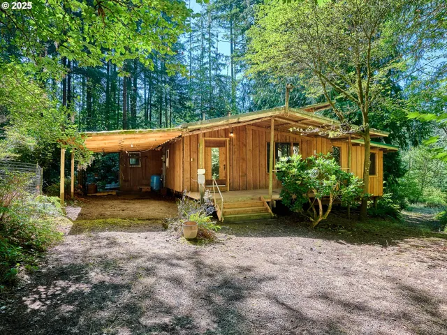 $425,000 | 32553 South Dhooghe Road, Molalla, OR 97038