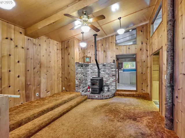 $425,000 | 32553 South Dhooghe Road, Molalla, OR 97038