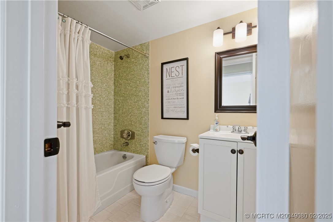 1961 Southwest Palm City Road, Unit F Stuart, FL 34994 - Photo 21 of 29 Gallery Image 21
