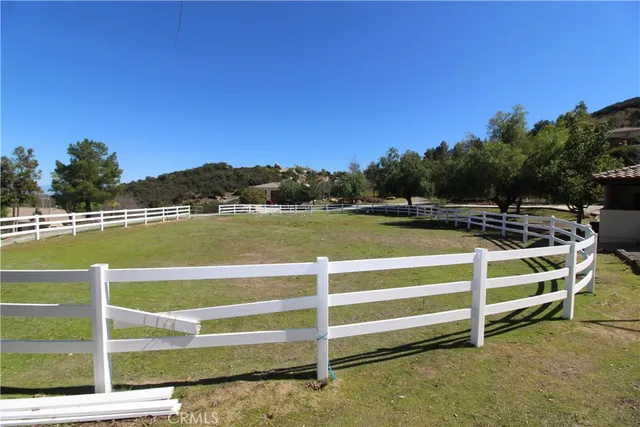 a view of a tennis court