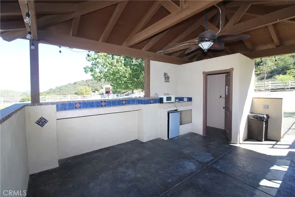 a view of outdoor space with city view