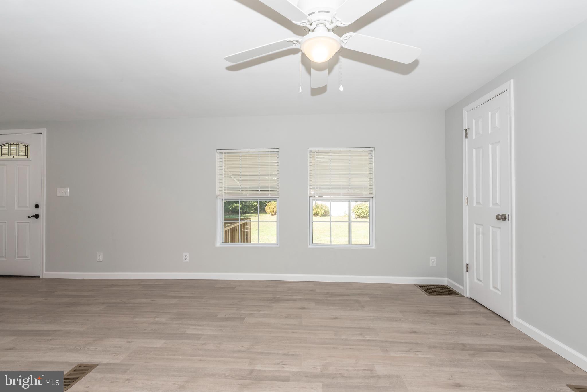 36373 Rabbit Run, Unit 17886 Millsboro, DE 19966 - Photo 26 of 48 Gorgeous New Kitchen w/Open Floor Plan