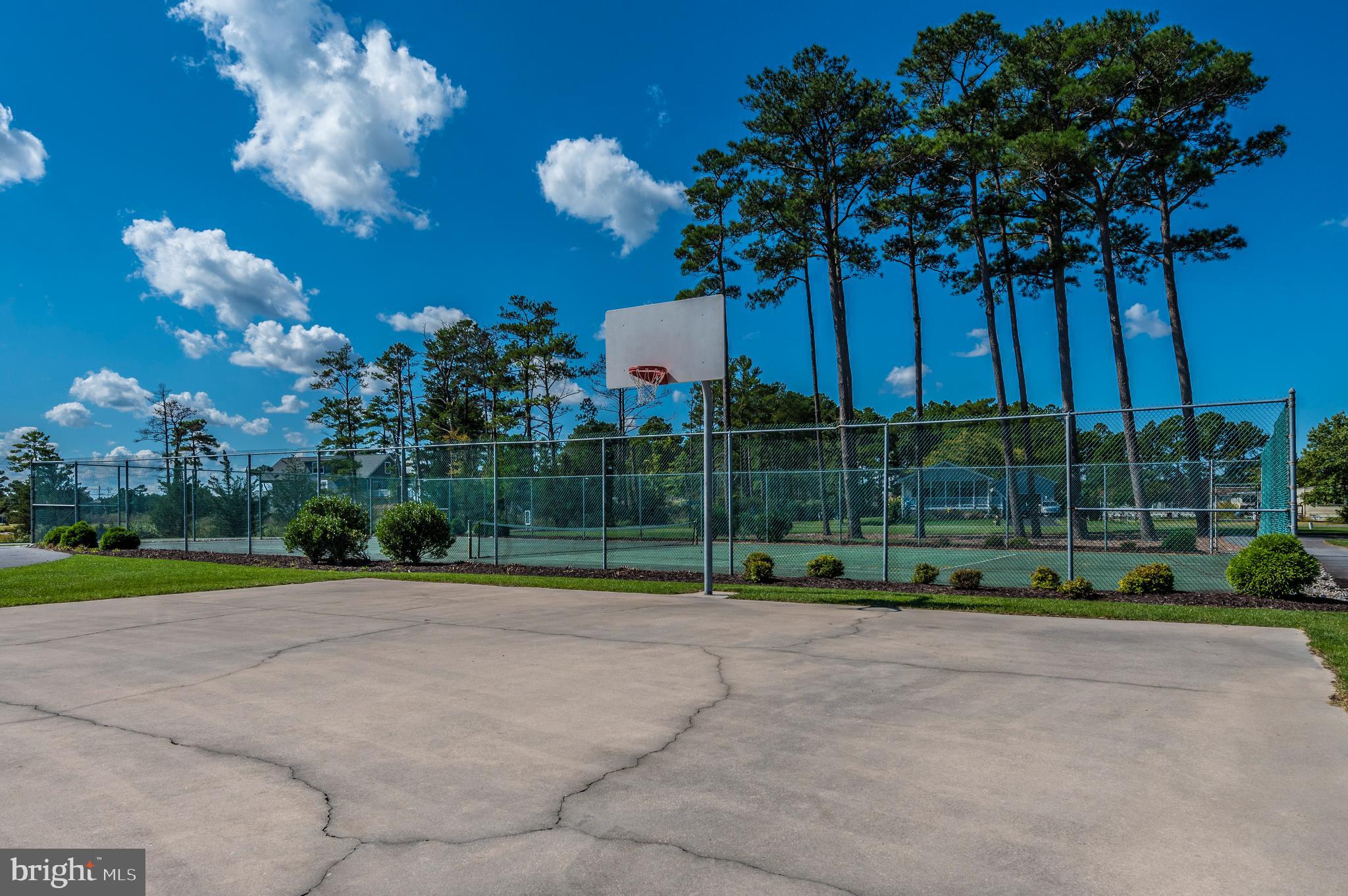 36373 Rabbit Run, Unit 17886 Millsboro, DE 19966 - Photo 44 of 48 Community Basketball Court