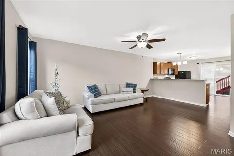 $245,000 | 208 Candice Way, St. Peters, MO 63376