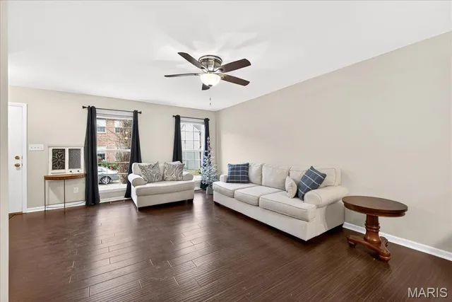 $245,000 | 208 Candice Way, St. Peters, MO 63376