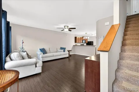 $245,000 | 208 Candice Way, St. Peters, MO 63376