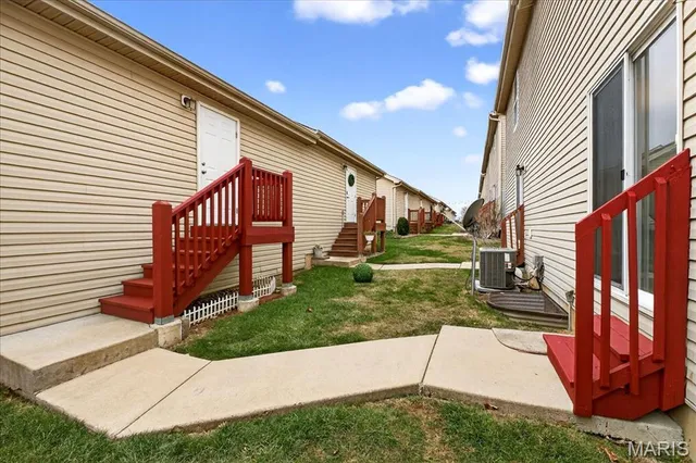 $245,000 | 208 Candice Way, St. Peters, MO 63376