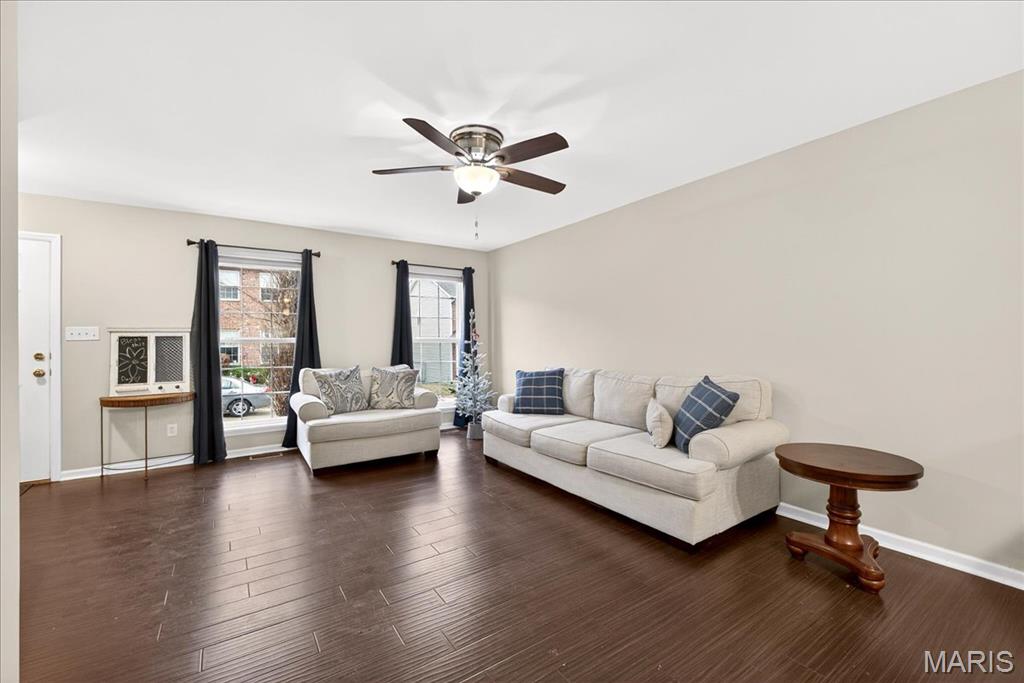 208 Candice Way St. Peters, MO 63376 - Photo 4 of 28