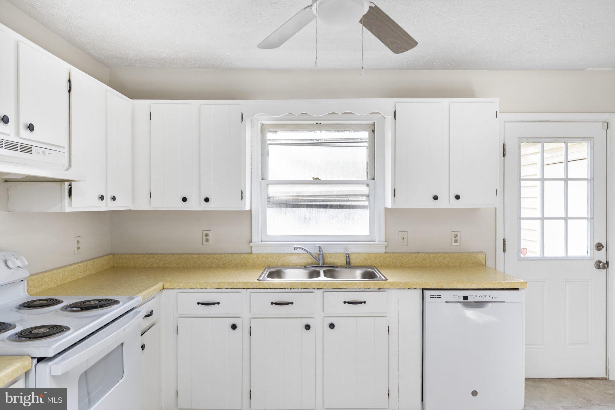 103 Brunswick Road Stephens City, VA 22655 - Photo 6 of 34