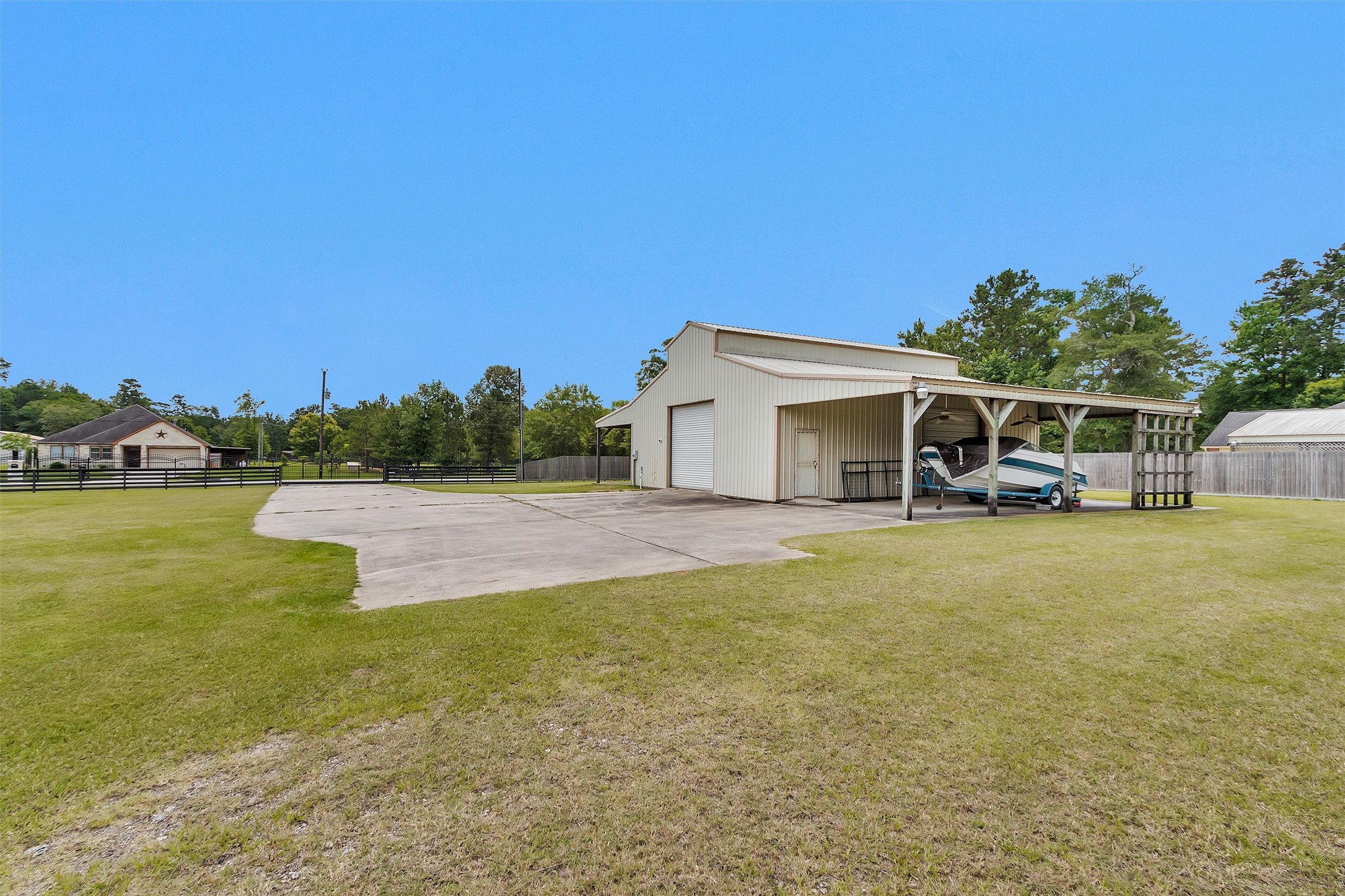 11426 Willis Waukegan Road Conroe, TX 77303 - Photo 37 of 44