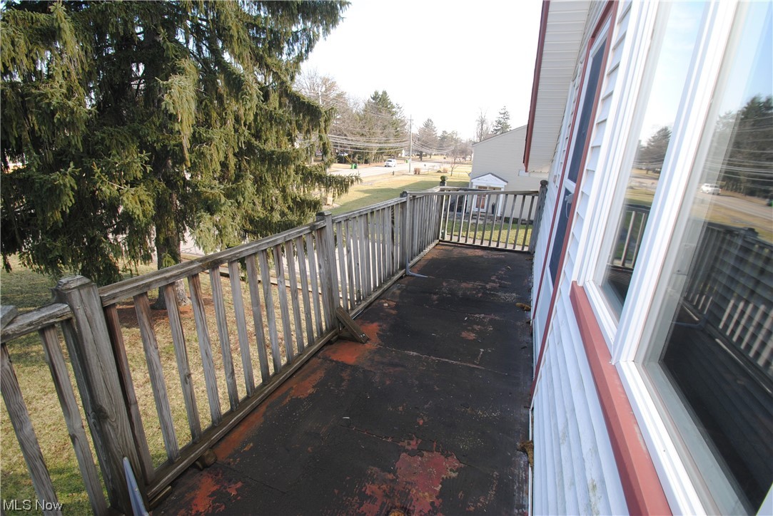 22449 Sprague Road Strongsville, OH 44149 - Photo 23 of 32 Up Unit