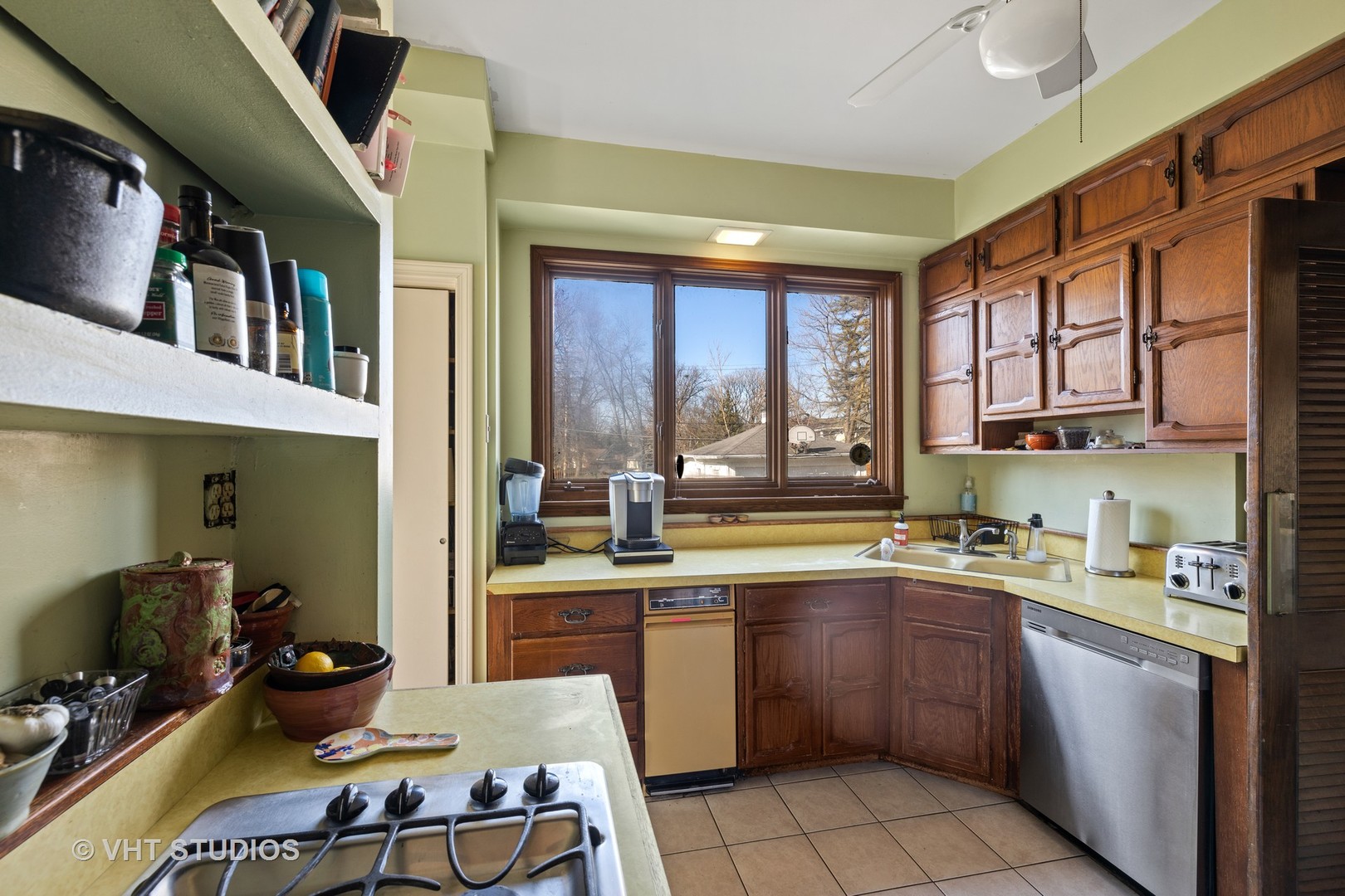 354 North Delaplaine Road Riverside, IL 60546 - Photo 13 of 31