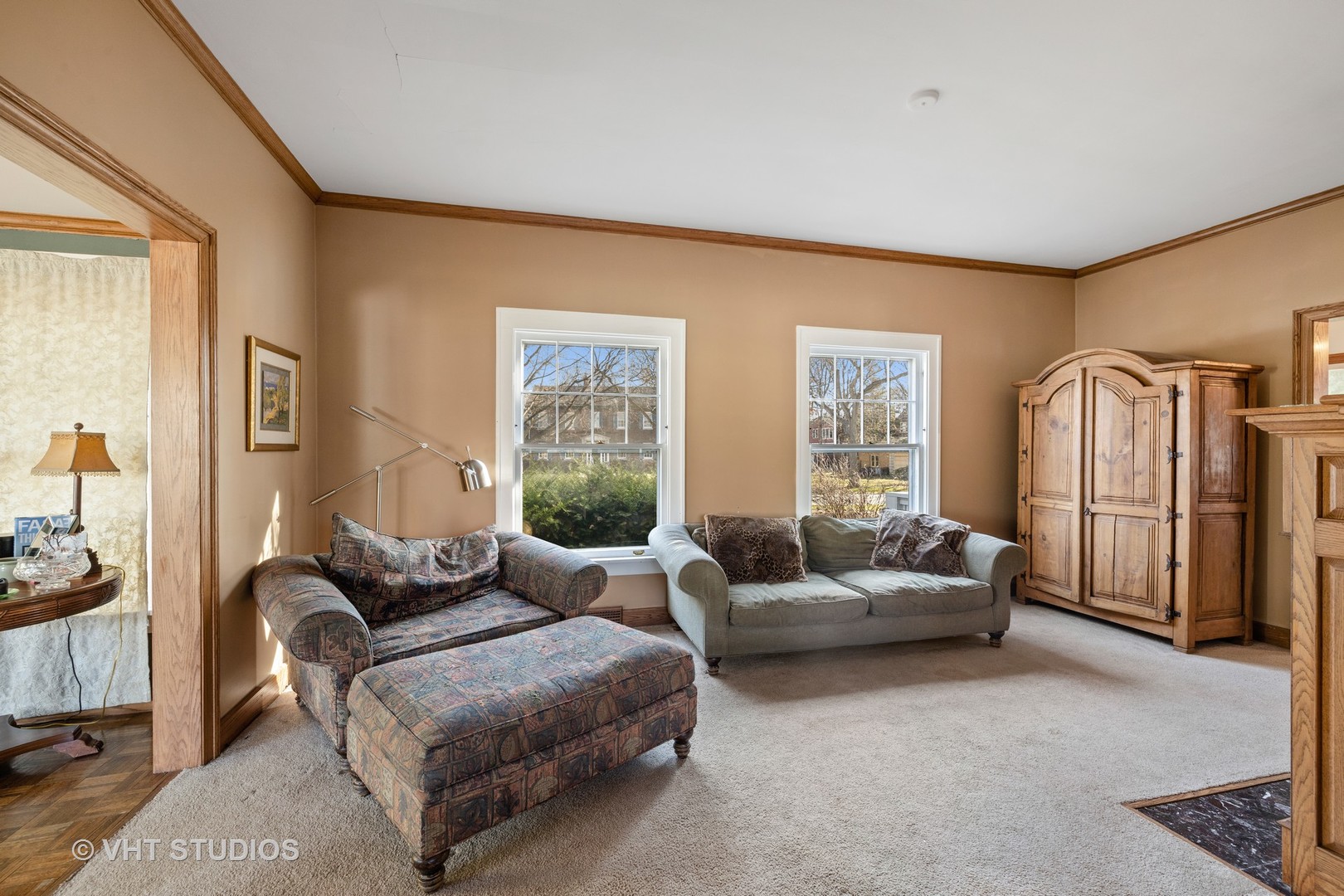 354 North Delaplaine Road Riverside, IL 60546 - Photo 7 of 31