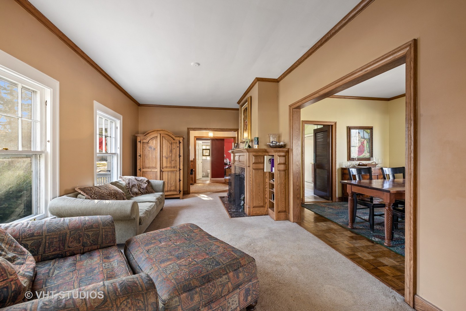 354 North Delaplaine Road Riverside, IL 60546 - Photo 8 of 31