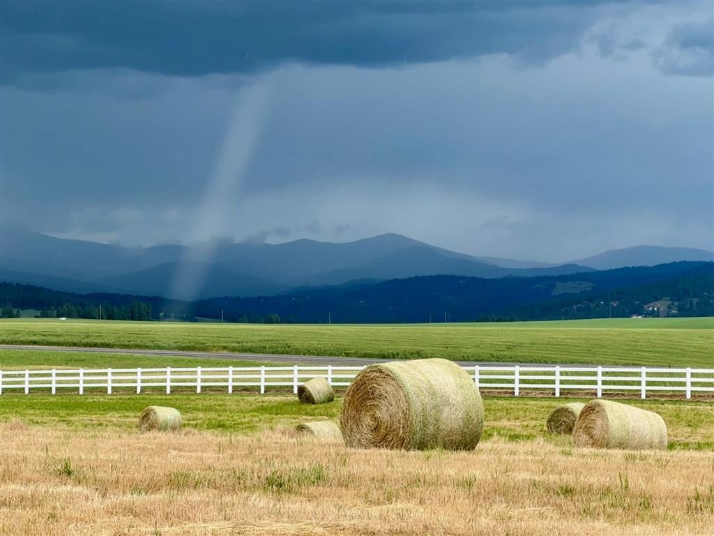 11300 North Bruce Road Spokane, WA 99217 - Photo 1 of 31