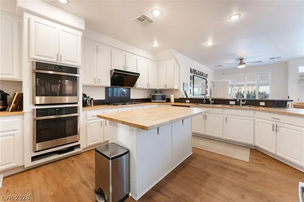 $1,988,888 | 9404 Empire Rock Street, Las Vegas, NV 89143