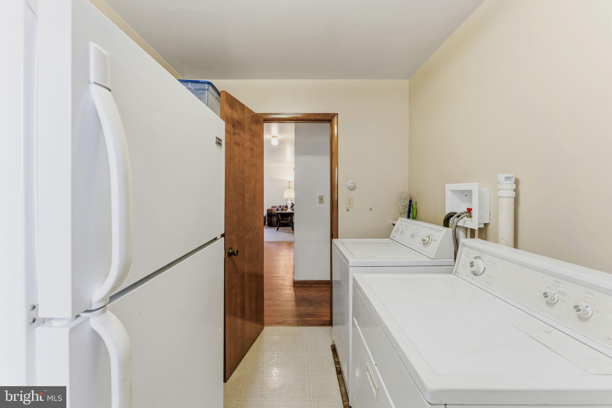 5049 Braddock Road Sykesville, MD 21784 - Photo 32 of 46 Main level laundry