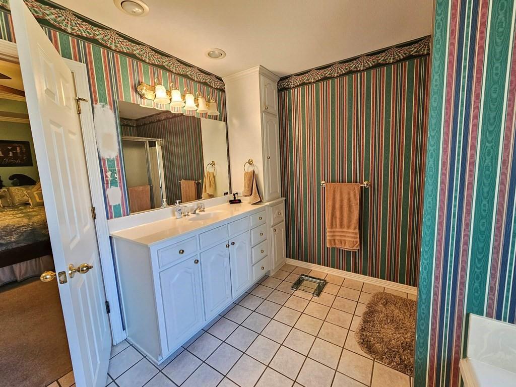 2001 Ventureview Street Palestine, TX 75803 - Photo 17 of 24