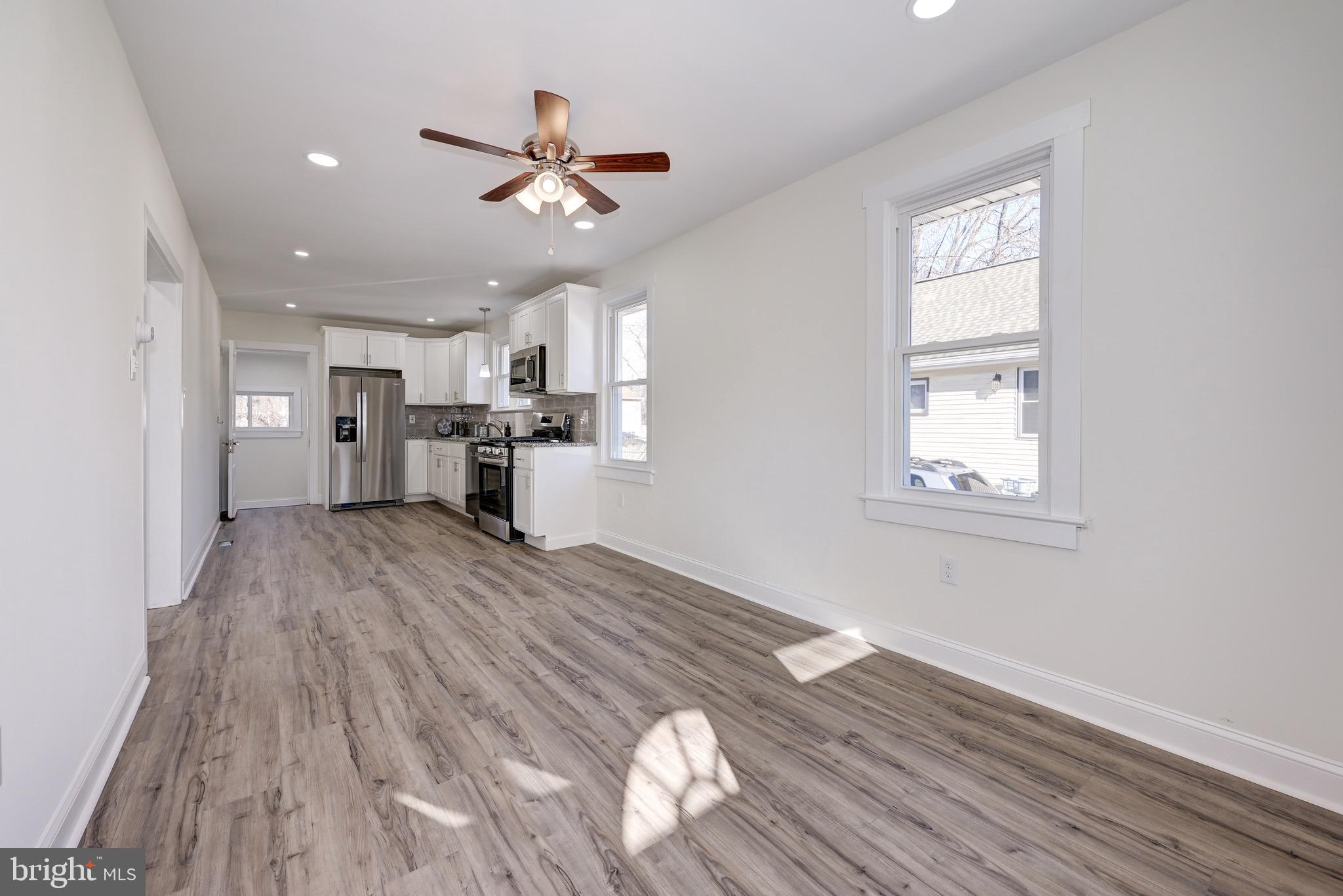 8307 Stow Road Pennsauken, NJ 08110 - Photo 6 of 30 Gallery Image 6