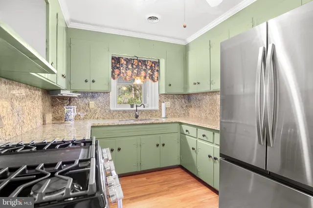 $400,000 | 148 Sanford Drive, Fredericksburg, VA 22406