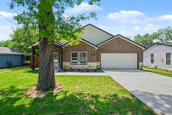 $315,000 | 128 Westway Drive, Terrell, TX 75160