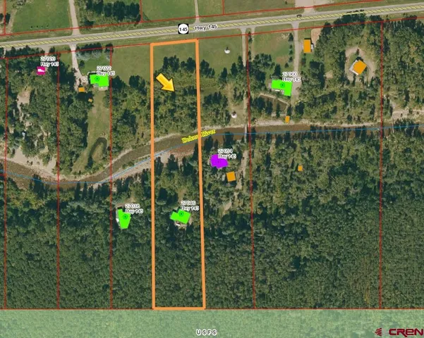 a view of outdoor space and garden view