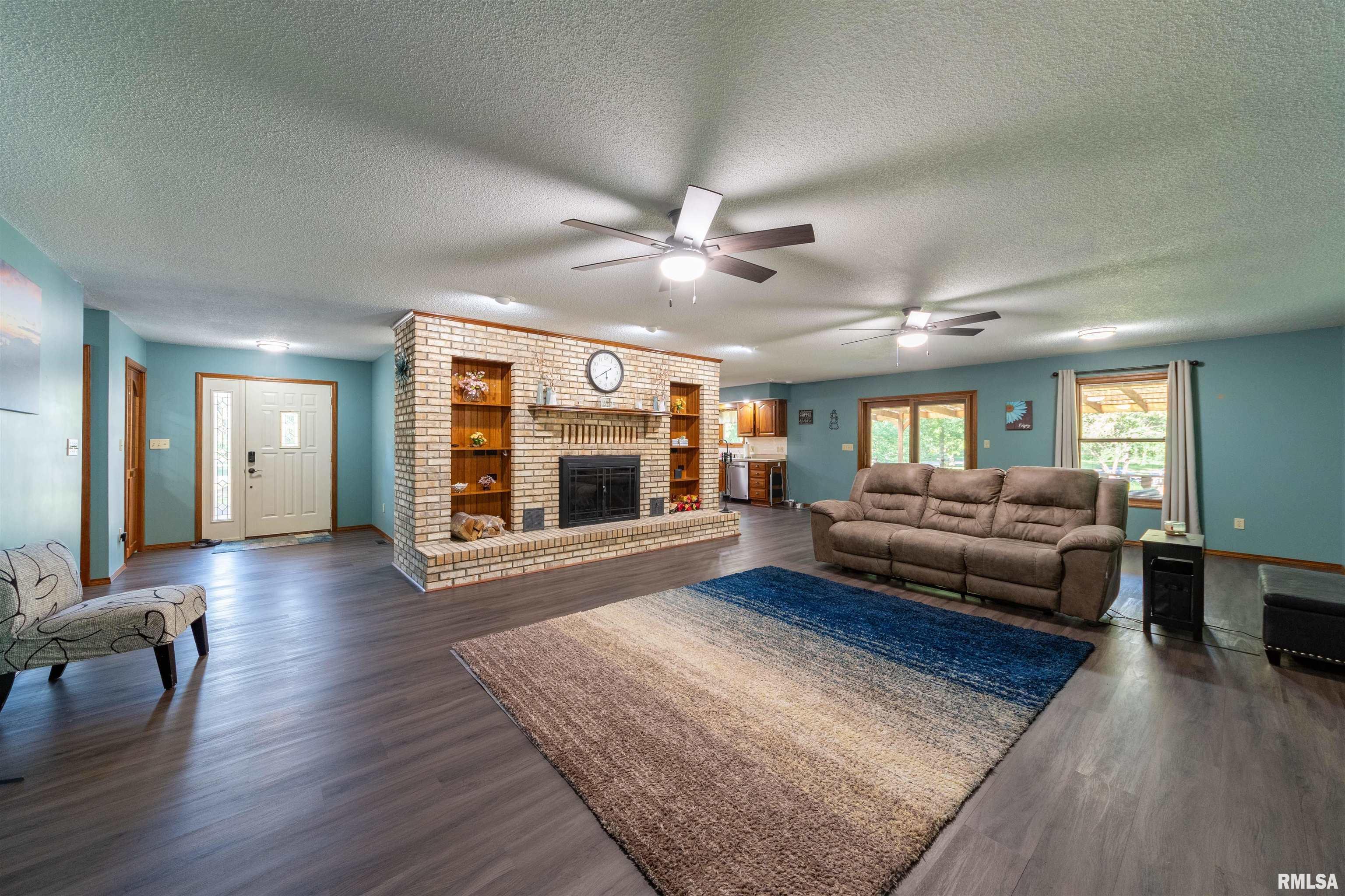 1803 Spring Garden Road Marion, IL 62959 - Photo 5 of 40