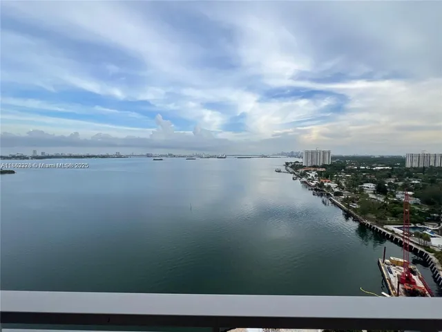$3,750 | 11111 Biscayne Boulevard, Unit 20E, Miami, FL 33181