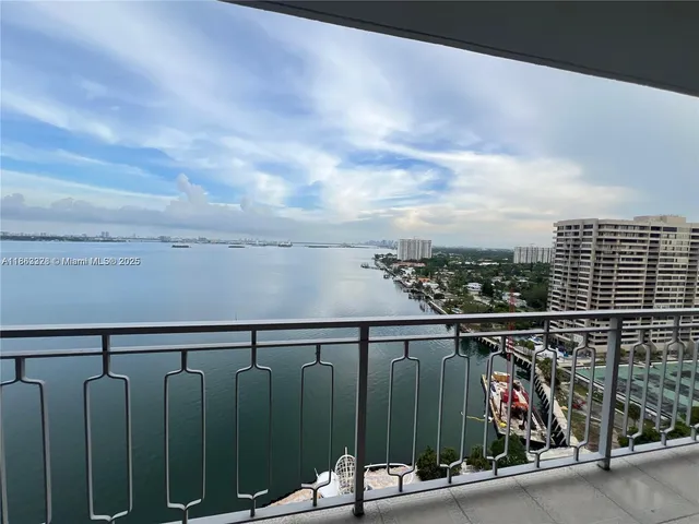 $3,750 | 11111 Biscayne Boulevard, Unit 20E, Miami, FL 33181
