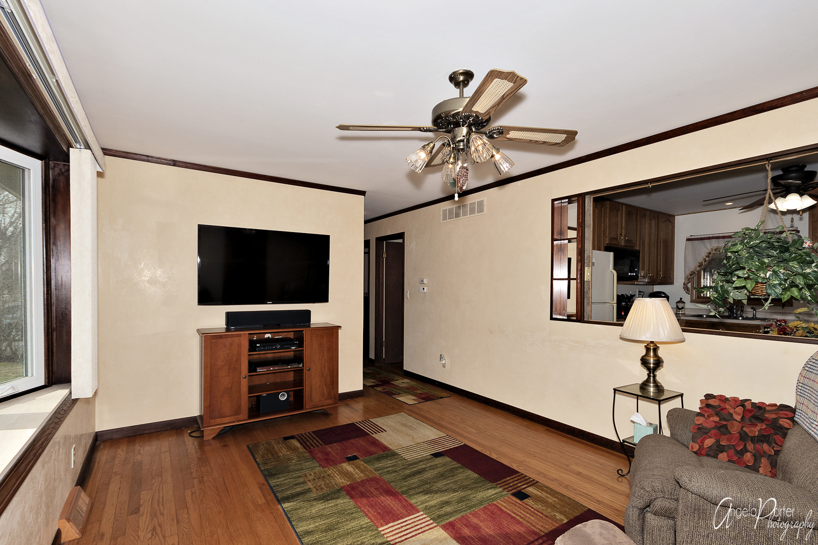 413 Kent Road McHenry, IL 60051 - Photo 4 of 27