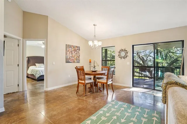 $500,000 | 13400 County Road 450, Umatilla, FL 32784