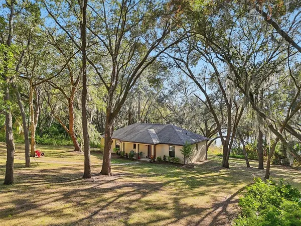 $500,000 | 13400 County Road 450, Umatilla, FL 32784