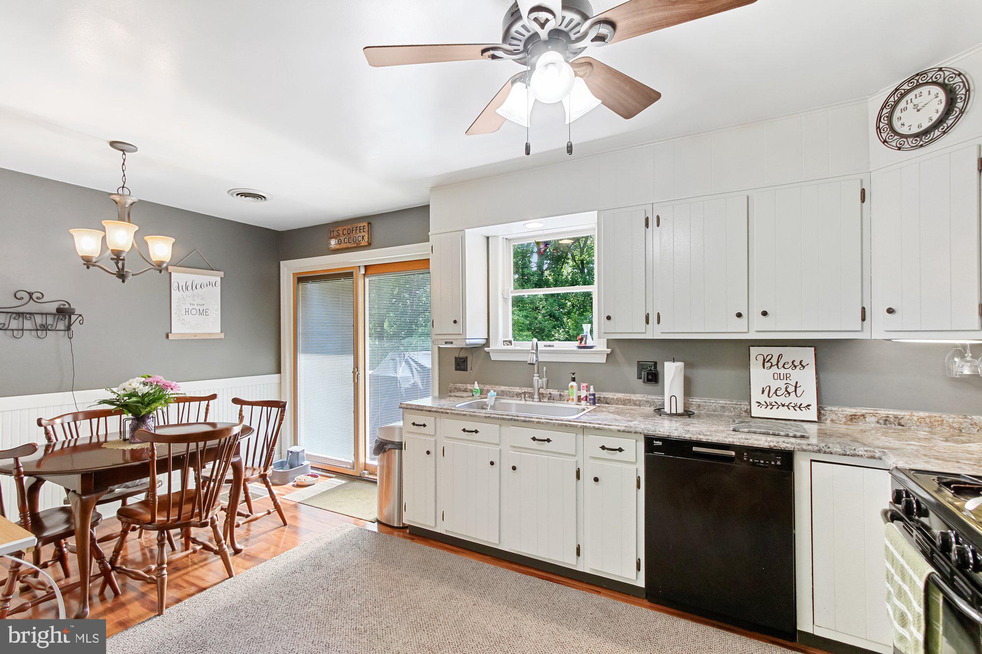 295 Shenks Ferry Road Conestoga, PA 17516 - Photo 5 of 25 Kitchin/dining