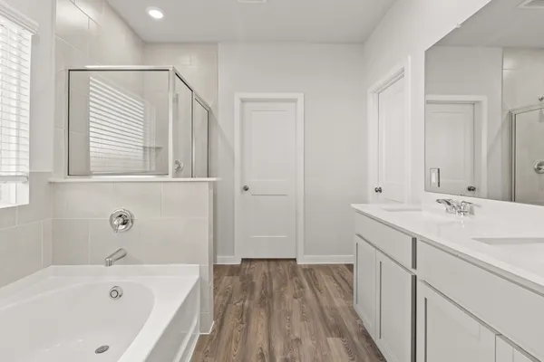 $364,900 | 117 Bayou Bend, Angleton, TX 77515
