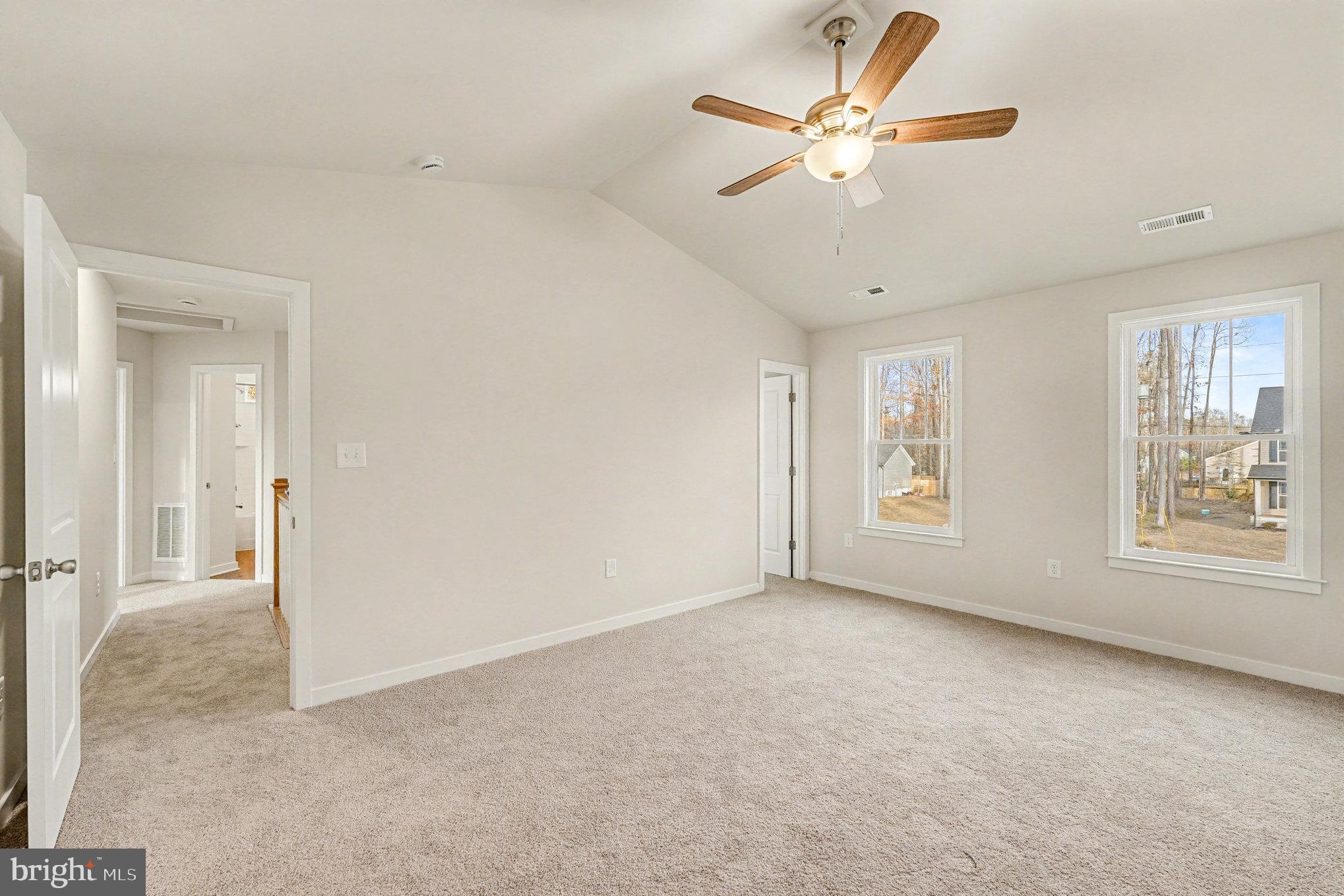 184 Albrough Boulevard Colonial Beach, VA 22443 - Photo 14 of 31