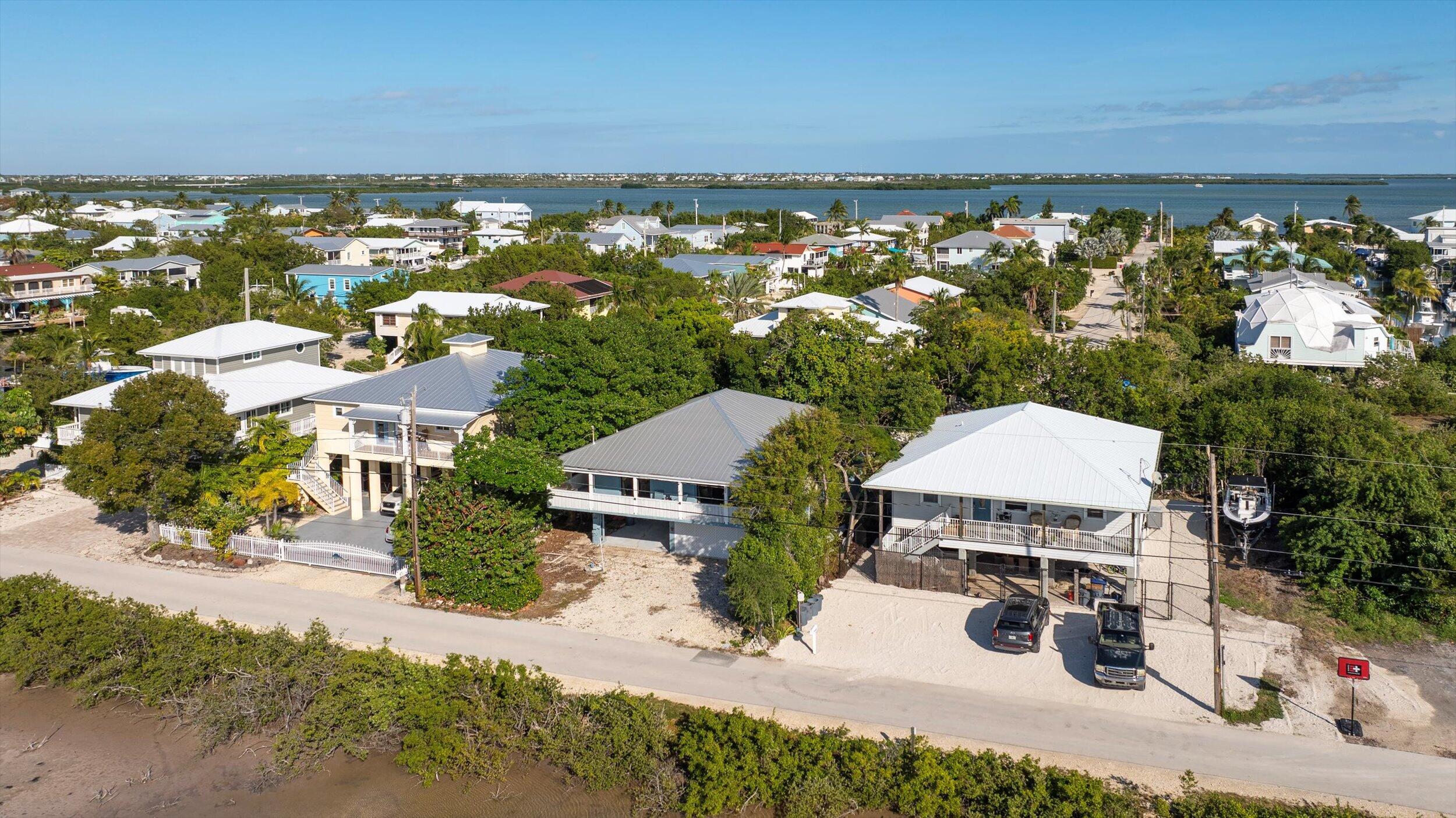 663 Indies Road Summerland Key, FL 33042 - Photo 21 of 32 31-0030 front aerial