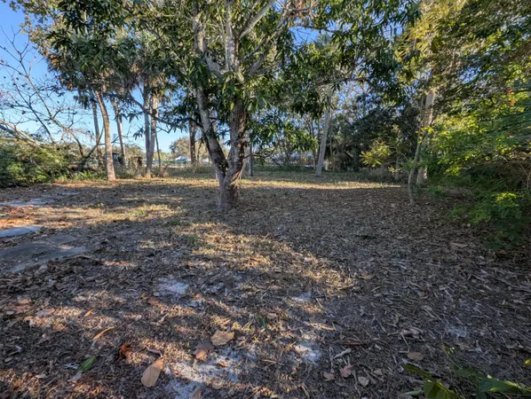 $399,500 | 521 Southwest Halpatiokee Street, Stuart, FL 34994
