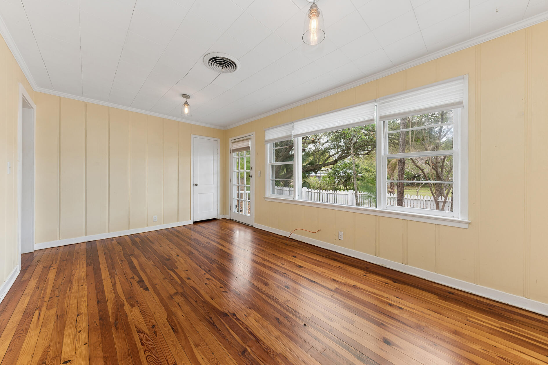521 Southwest Halpatiokee Street Stuart, FL 34994 - Photo 4 of 25 Front/Living Room
