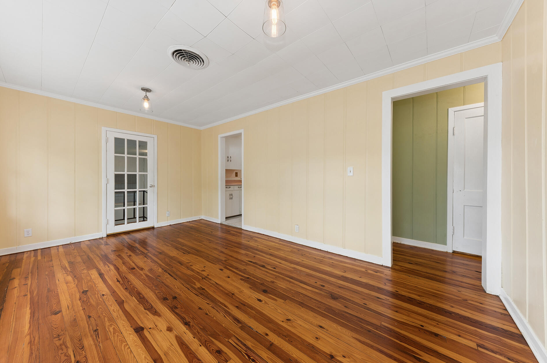 521 Southwest Halpatiokee Street Stuart, FL 34994 - Photo 5 of 25 Front/Living Room