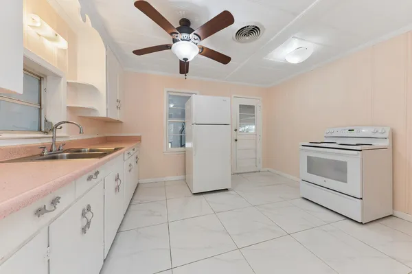 $399,500 | 521 Southwest Halpatiokee Street, Stuart, FL 34994