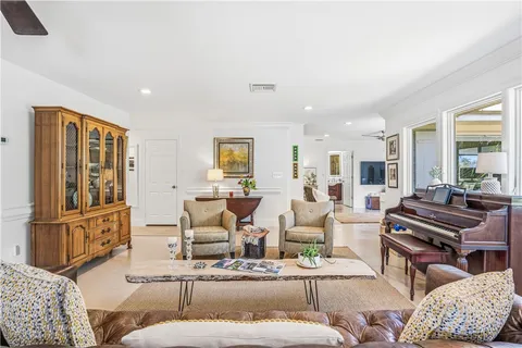 $1,599,000 | 727 Shore Drive, Vero Beach, FL 32963