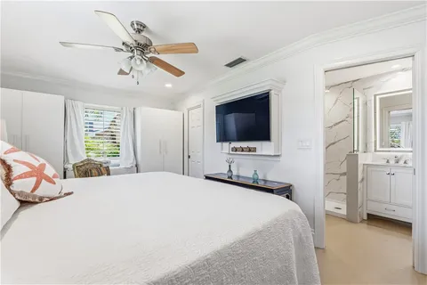 $1,599,000 | 727 Shore Drive, Vero Beach, FL 32963