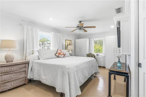 $1,599,000 | 727 Shore Drive, Vero Beach, FL 32963