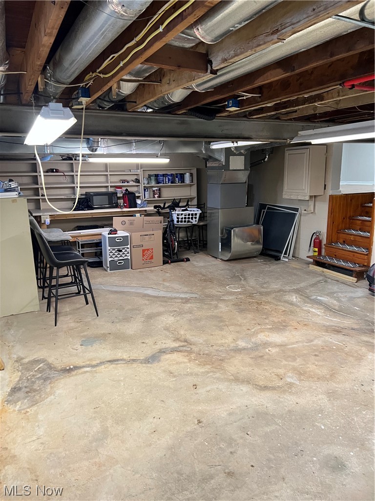 3215 Warren - Sharon Road Vienna, OH 44473 - Photo 21 of 25 View of basement
