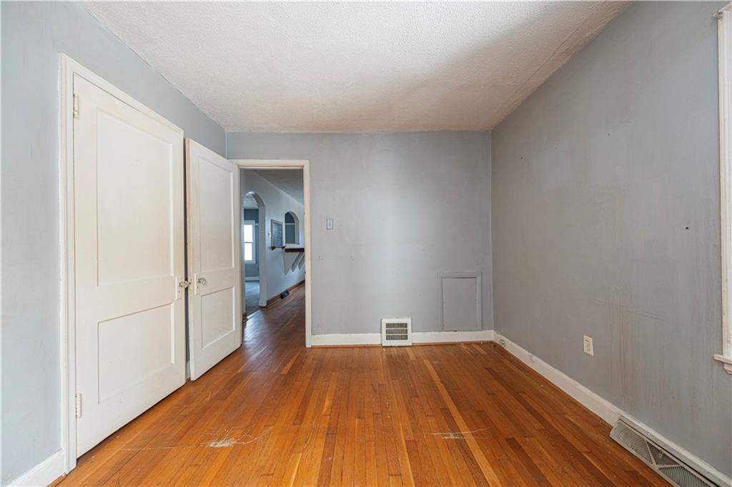 2402 West Main Street Aliquippa, PA 15001 - Photo 11 of 25